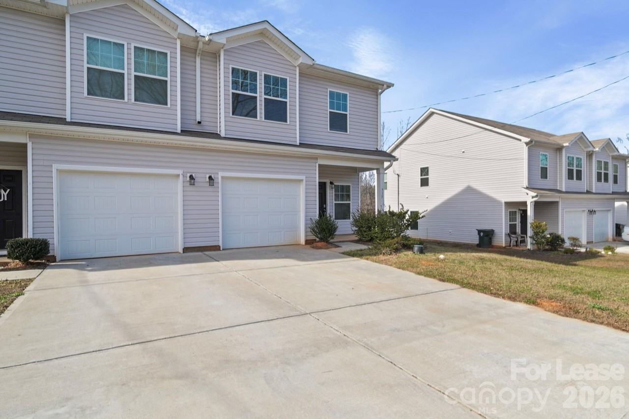 715 Lackey Street Ext - Photo 3 of 31