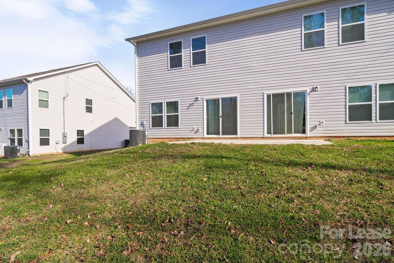 715 Lackey Street Ext - Photo 5 of 31