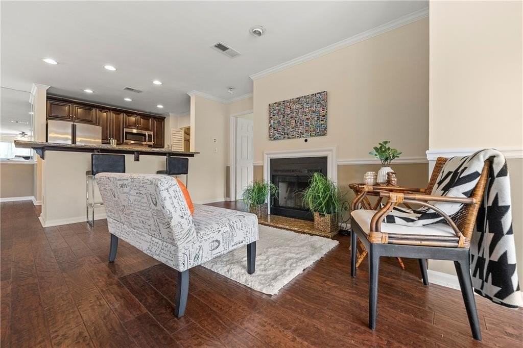 610 Mill Pond Dr Se - Photo 5 of 15