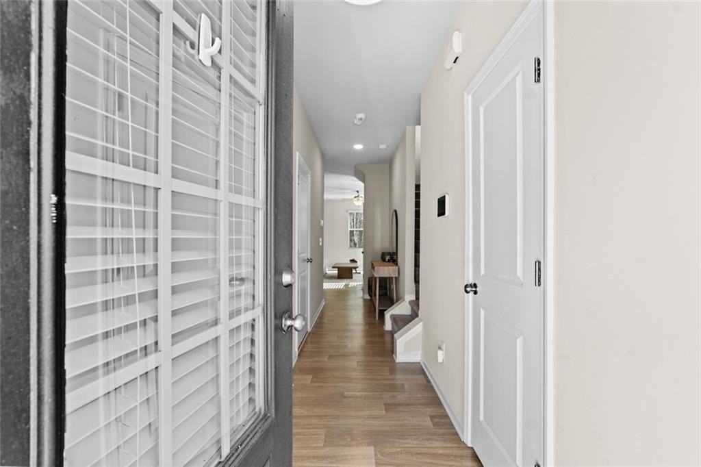 2830 Ridgeview Dr Sw - Photo 3 of 26