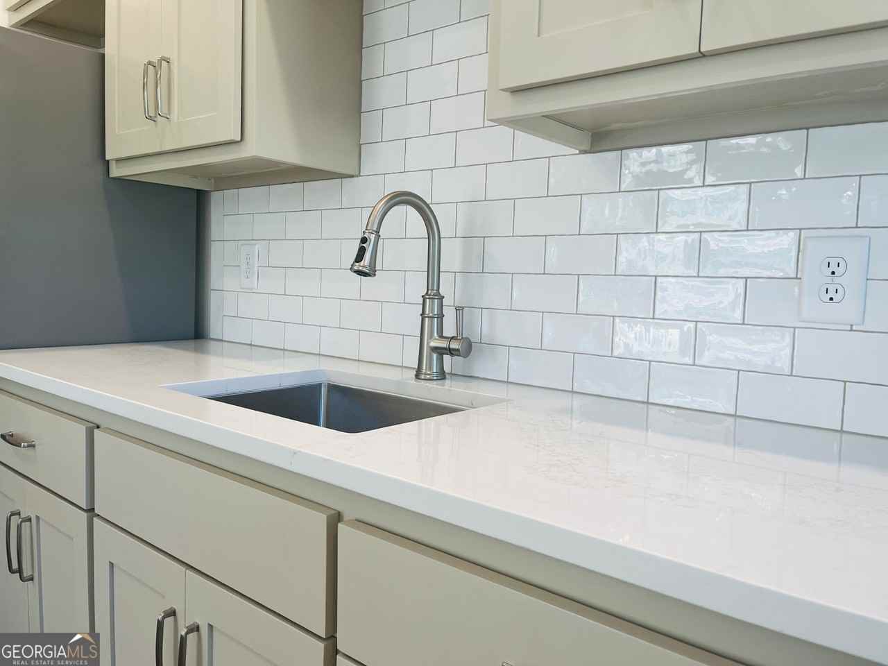 105 Gardenia Ln Unit 105a #105A - Photo 7 of 19