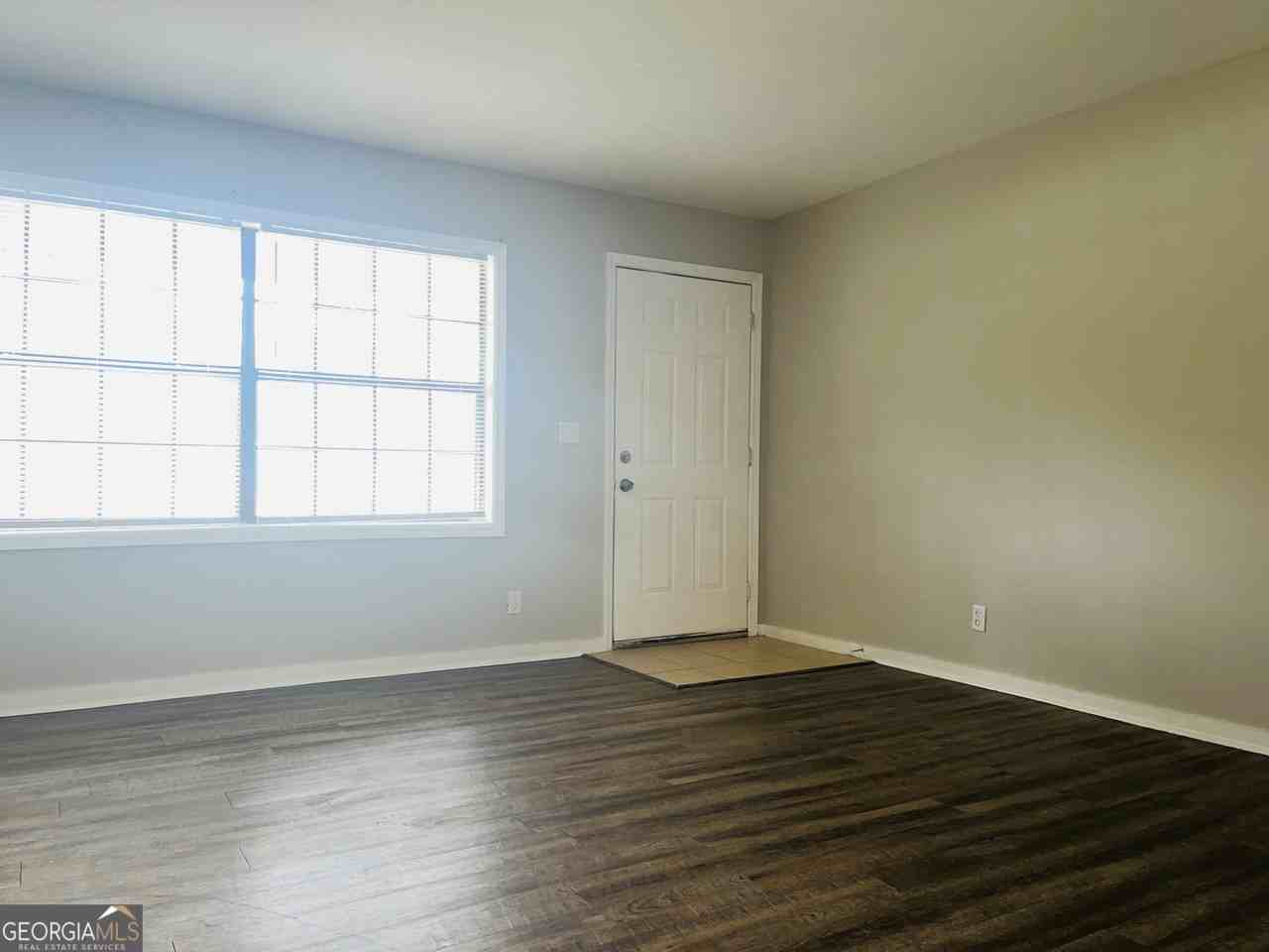 129 Church Ave Unit 05 #05 - Photo 3 of 17