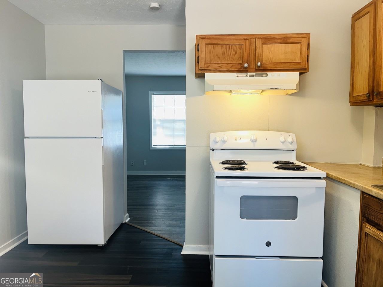 129 Church Ave Unit 05 #05 - Photo 7 of 17