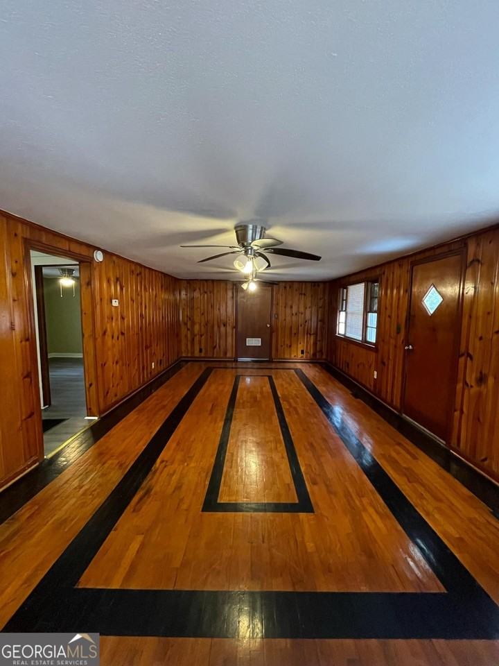 103 Dwayne Dr - Photo 3 of 18