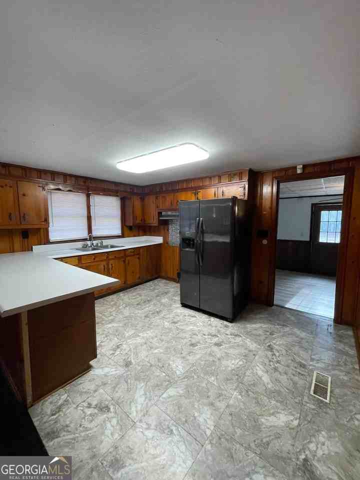 103 Dwayne Dr - Photo 5 of 18