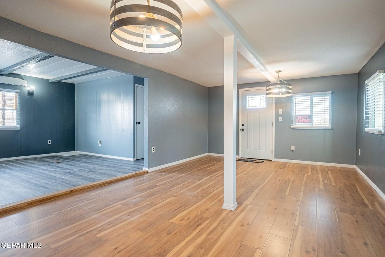 228 Territory Dr - Photo 4 of 21