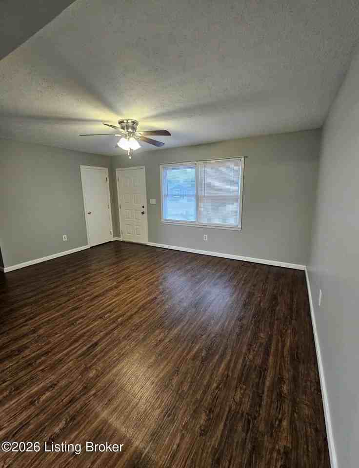 1110 Keane Ave - Photo 2 of 11