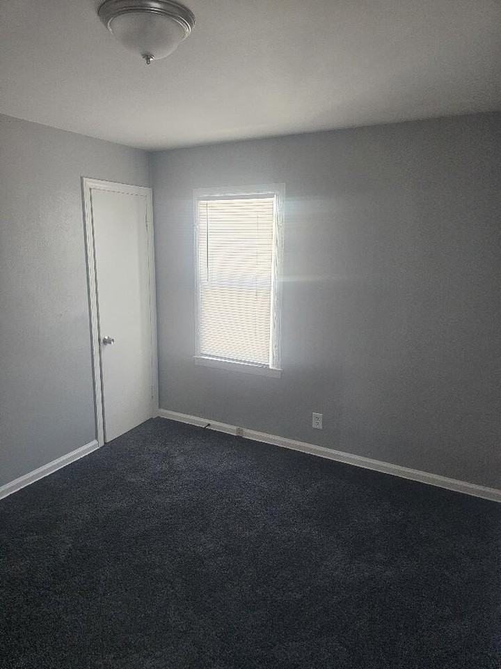 19986 Mitchell St - Photo 2 of 9