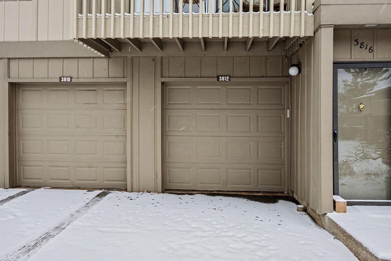 3812 Greenleaf Cir - Photo 3 of 18