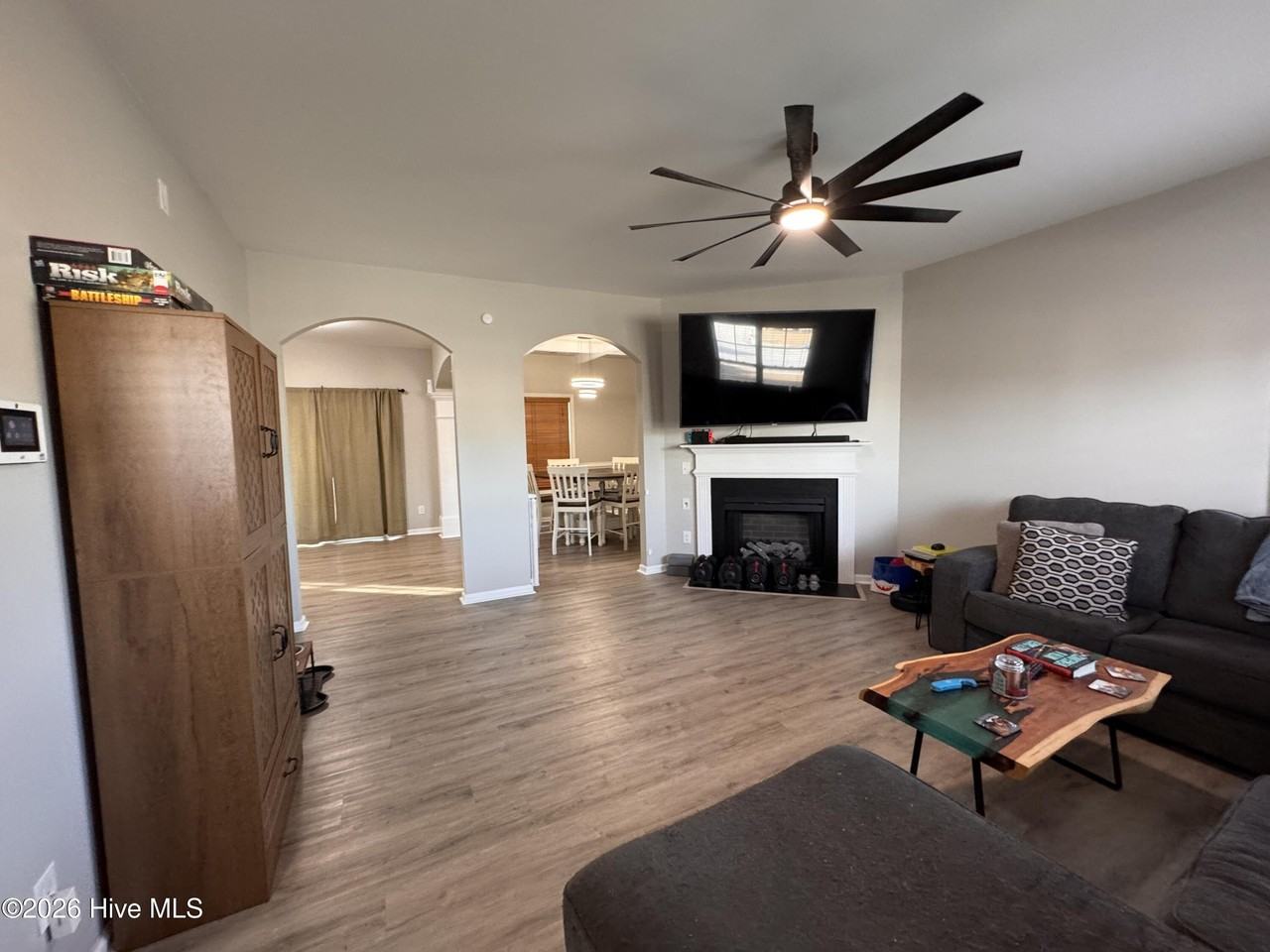 125 Stonecroft Ln - Photo 4 of 26