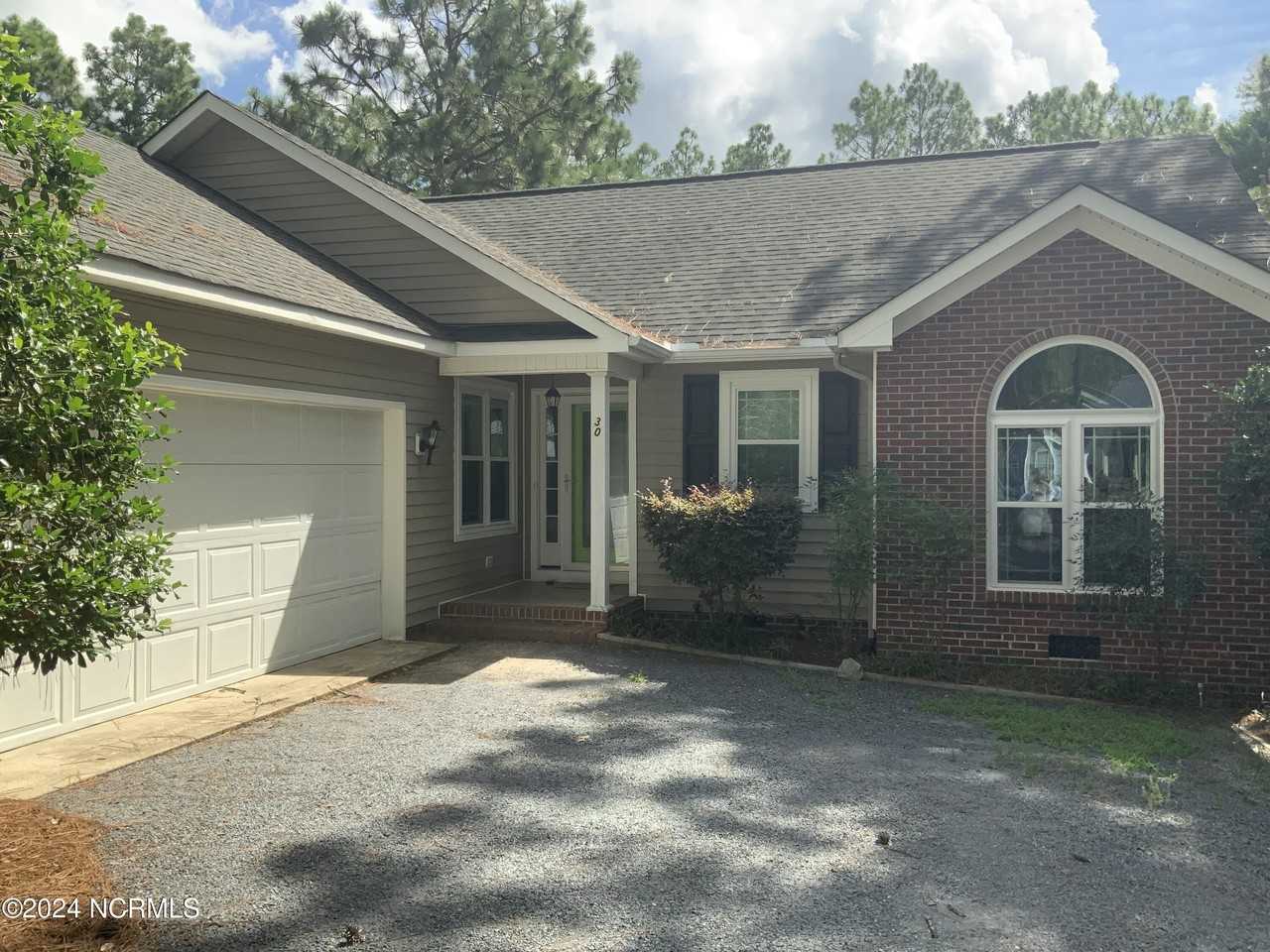 30 Winchester Rd - Photo 5 of 29