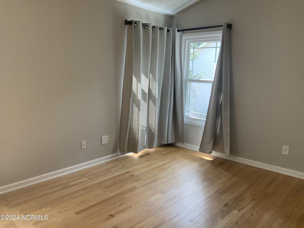 30 Winchester Rd - Photo 7 of 29