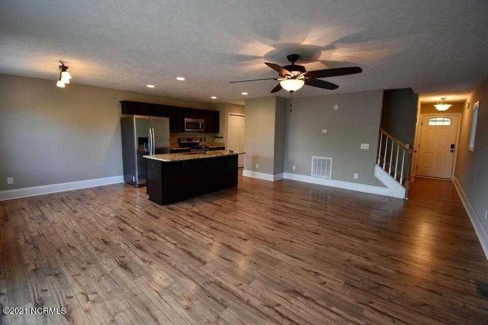 274 N Saylor St - Photo 6 of 16