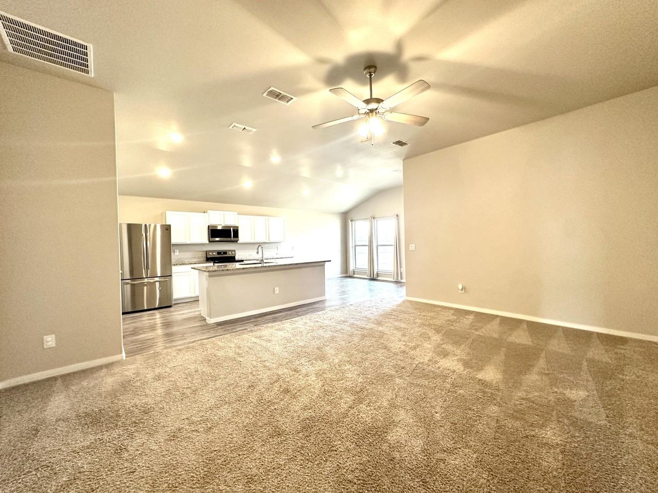 7526 31st Pl - Photo 2 of 14