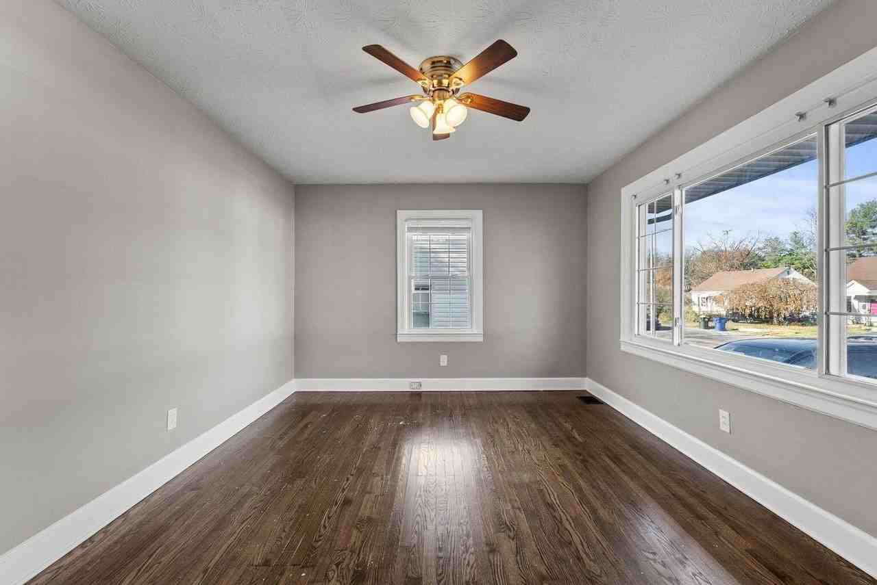 154 Northwood Dr - Photo 2 of 30