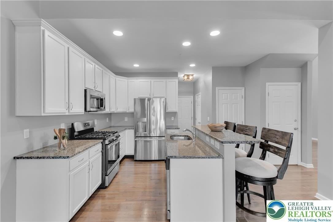 4487 Cottonwood Dr - Photo 5 of 34