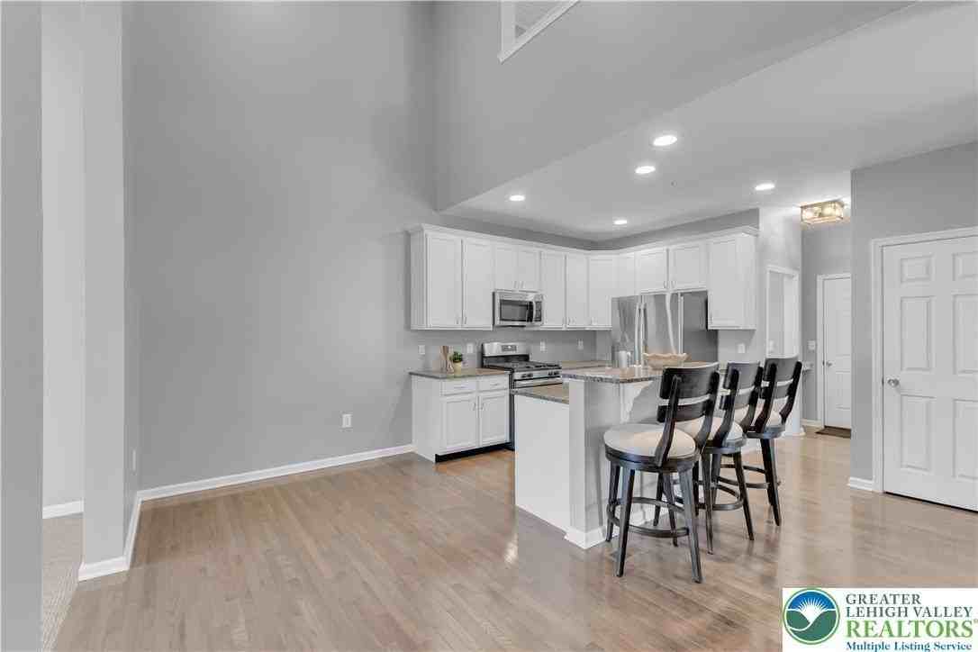 4487 Cottonwood Dr - Photo 6 of 34