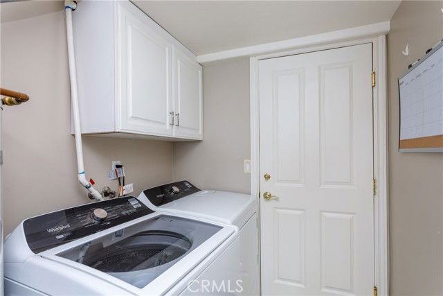 575 Nyes Pl - Photo 2 of 8