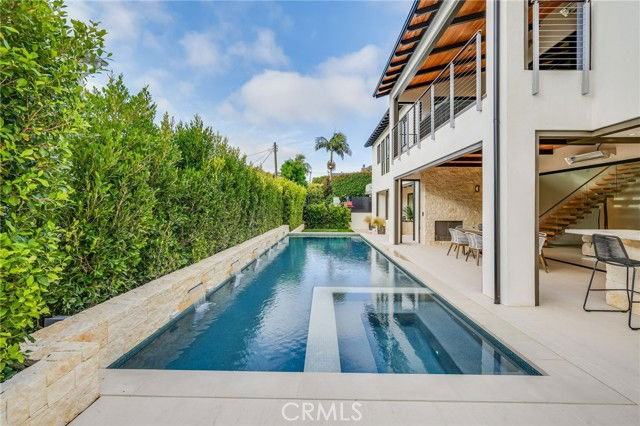 427 Santa Ana Ave - Photo 2 of 8