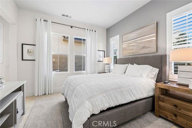 70 Ray - Photo 3 of 8