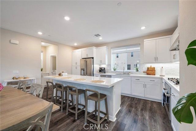 6 Pony Ct - Photo 3 of 8