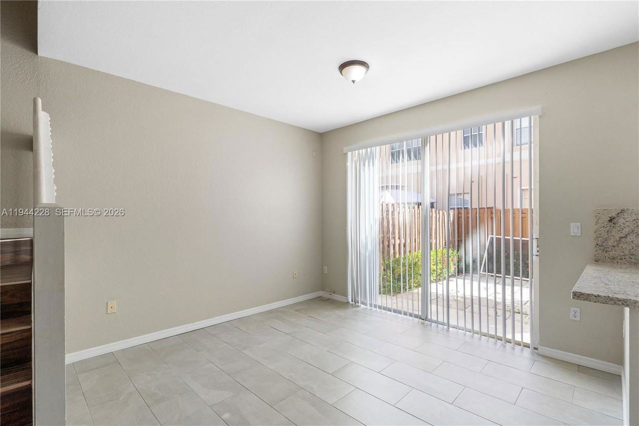 12476 Sw 122nd St - Photo 3 of 8