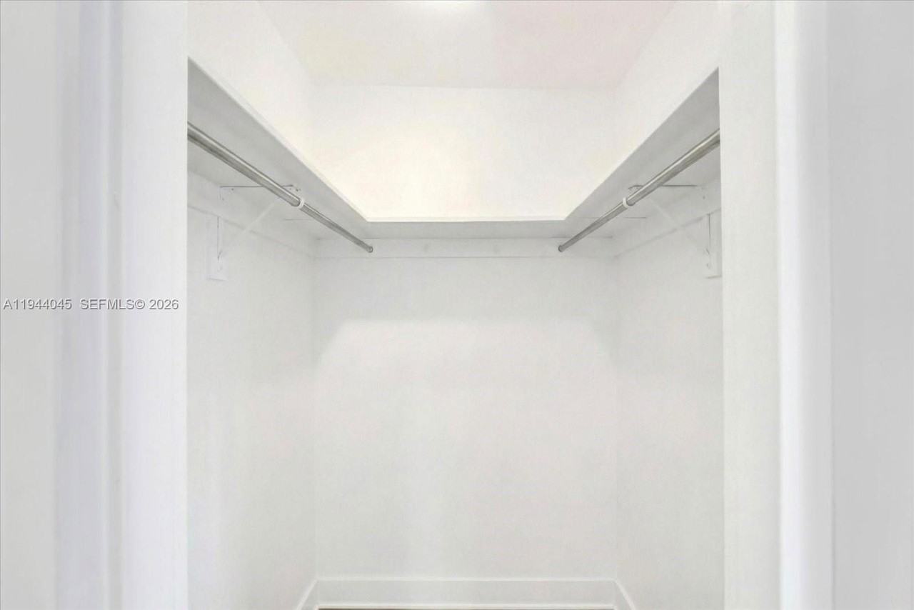 1200 West Ave #1511 - Photo 7 of 8