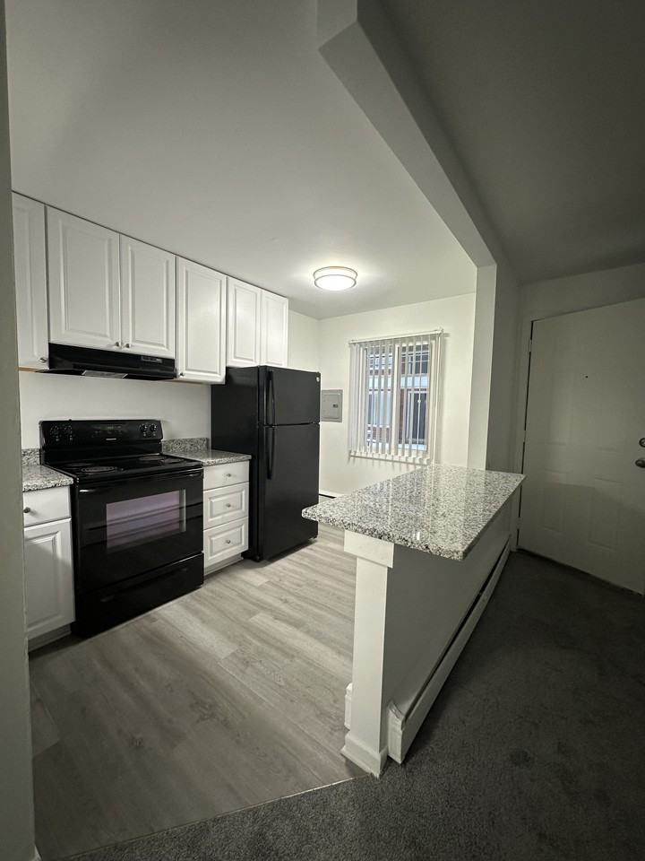 28721 Jefferson Ave #112 - Photo 2 of 7