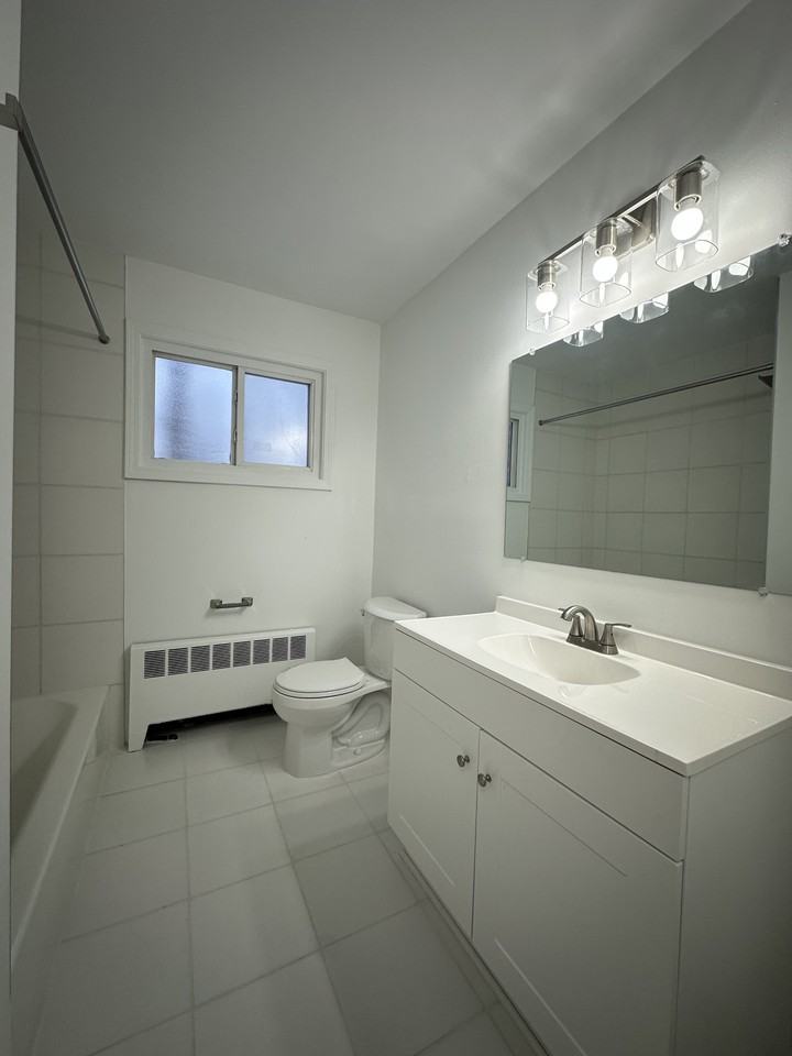 28721 Jefferson Ave #112 - Photo 5 of 7