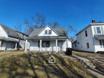 926 W 9th St - Photo 1 of 1