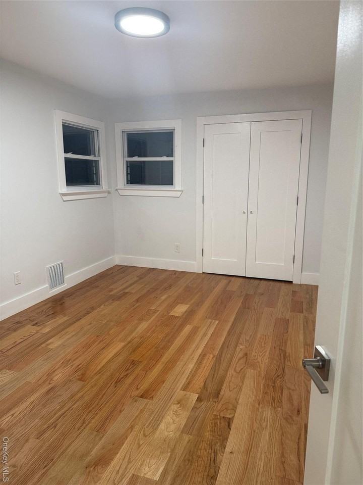 12060 200th St Unit 2 #2 - Photo 5 of 9