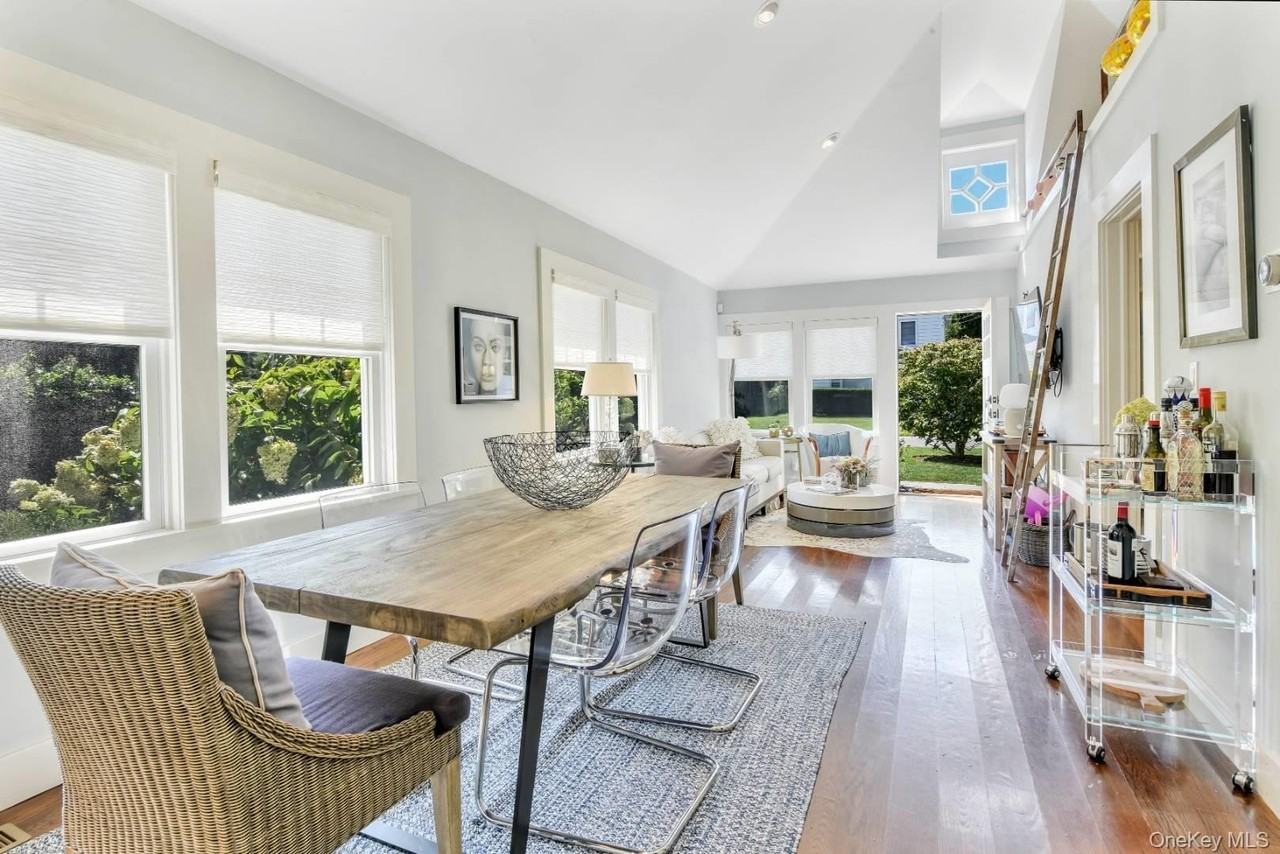 10 Henry St - Photo 3 of 19