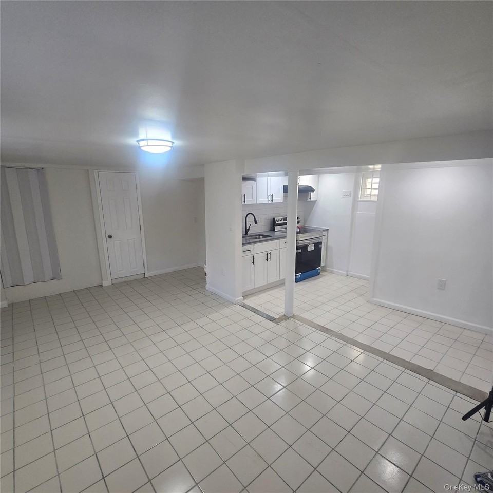 18219 147th Ave Unit 1fl #1FL - Photo 7 of 15