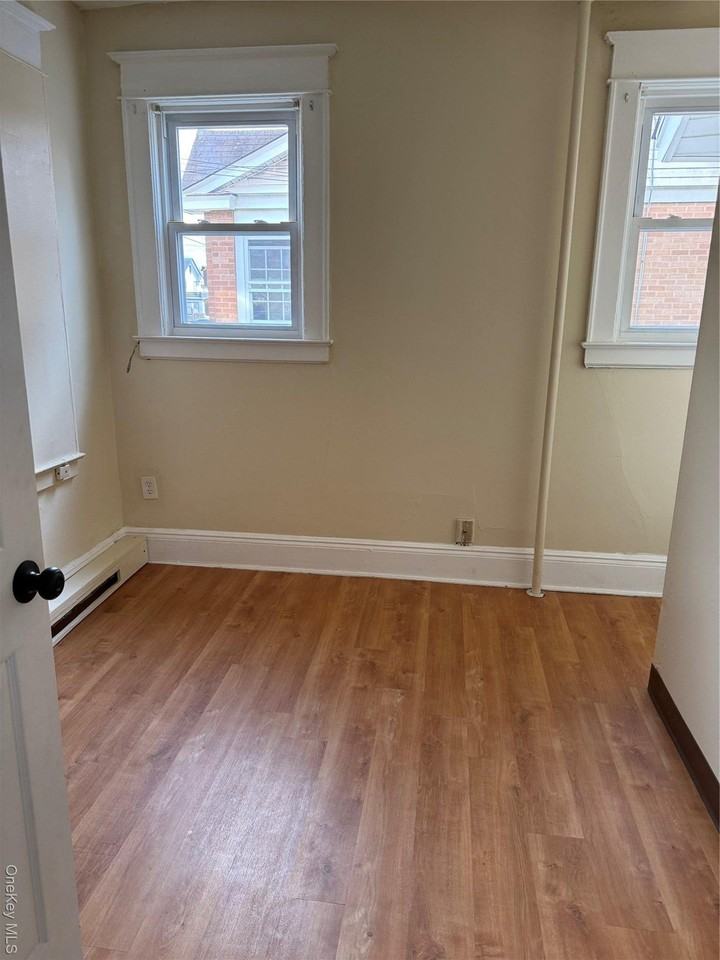 31 Lafayette Ave - Photo 2 of 7