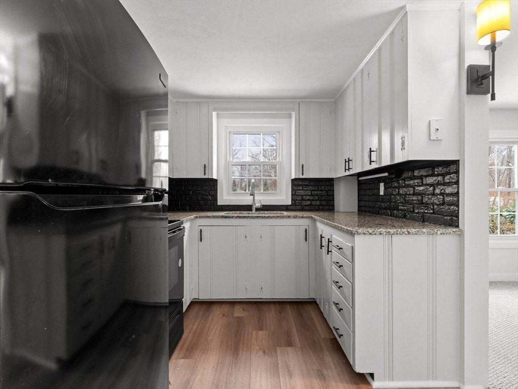 28 Crestview Dr Unit Rhs #RHS - Photo 6 of 34