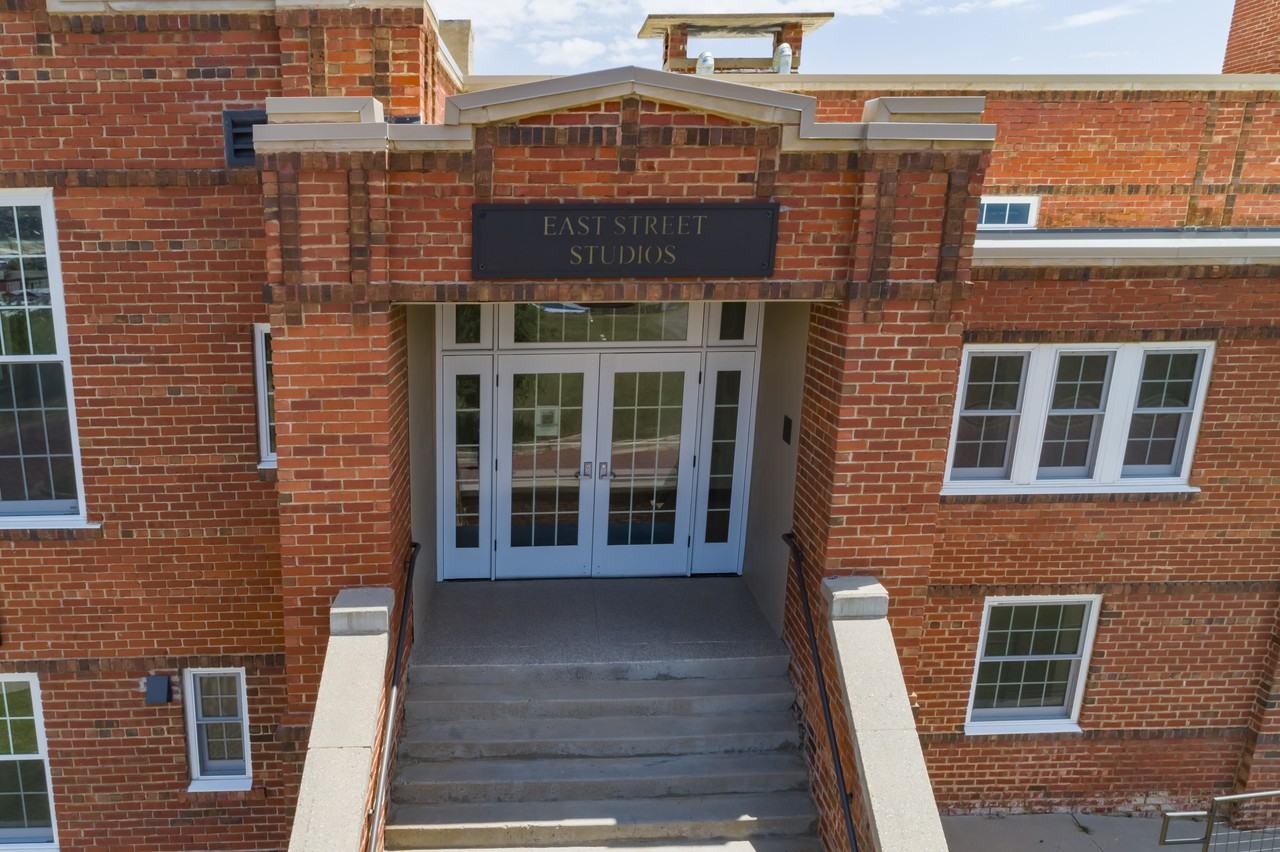 210 East Street - 204 #204 - Photo 5 of 10