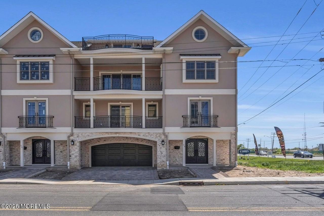 58 Seaview Ave - Photo 2 of 43