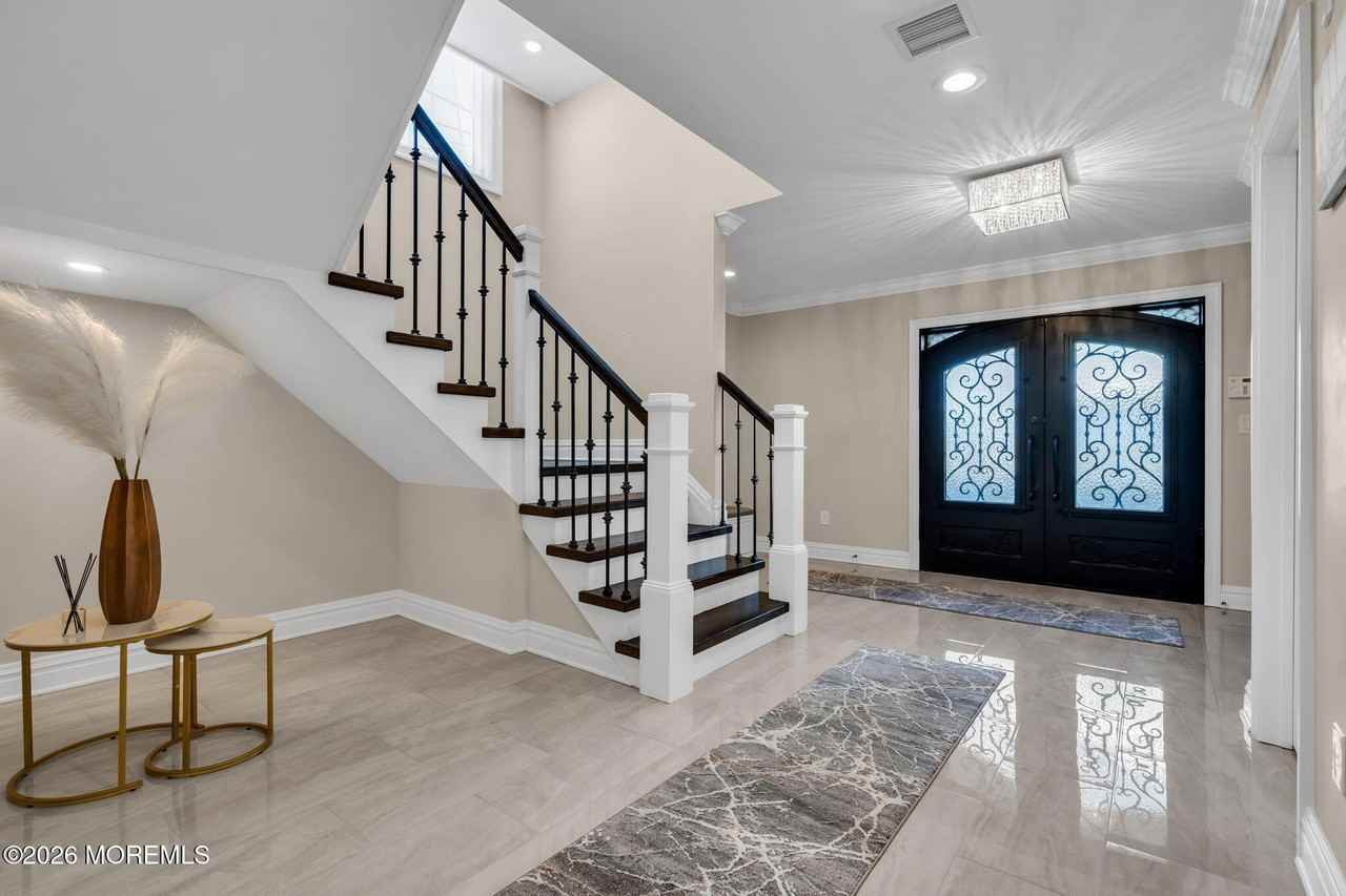 58 Seaview Ave - Photo 5 of 43