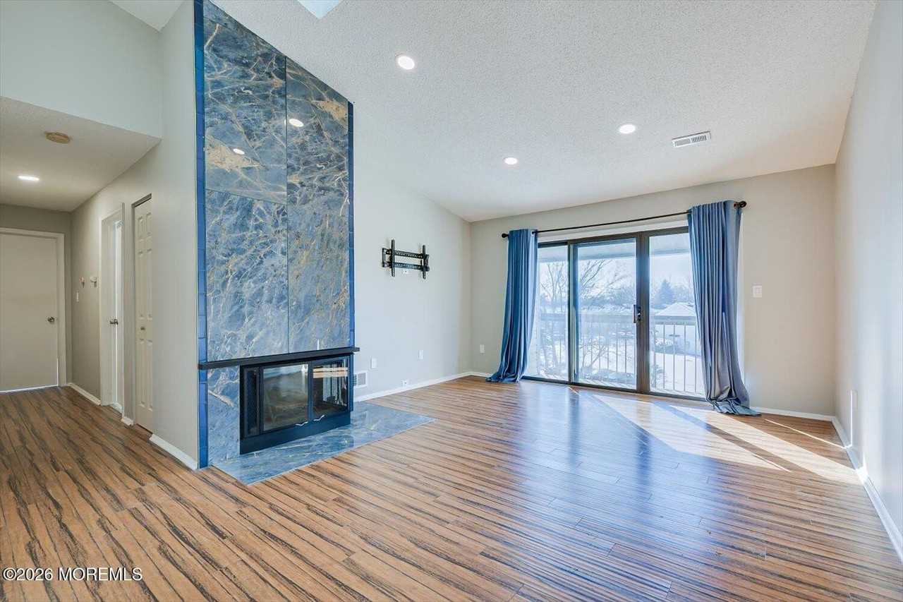 344 Danbury Ln Unit 344 #344 - Photo 5 of 23