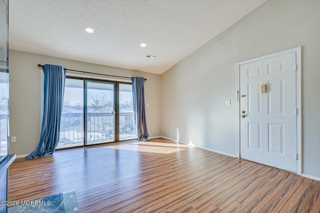 344 Danbury Ln Unit 344 #344 - Photo 6 of 23