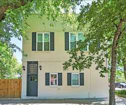 3001 N Sawyer Ave Apt 1w #1W - Photo 1 of 1