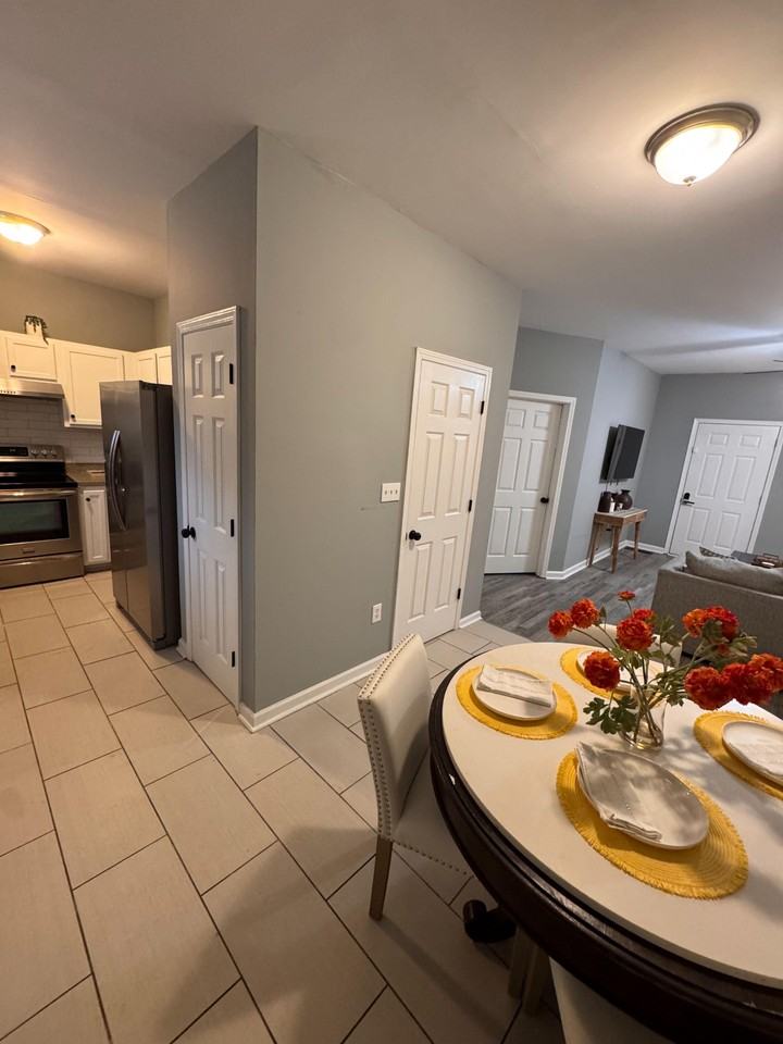 Jones Ave Nw - Photo 5 of 23