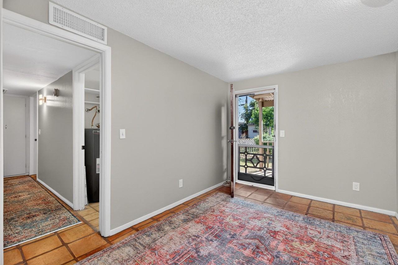 W 9th Pl - Photo 6 of 15