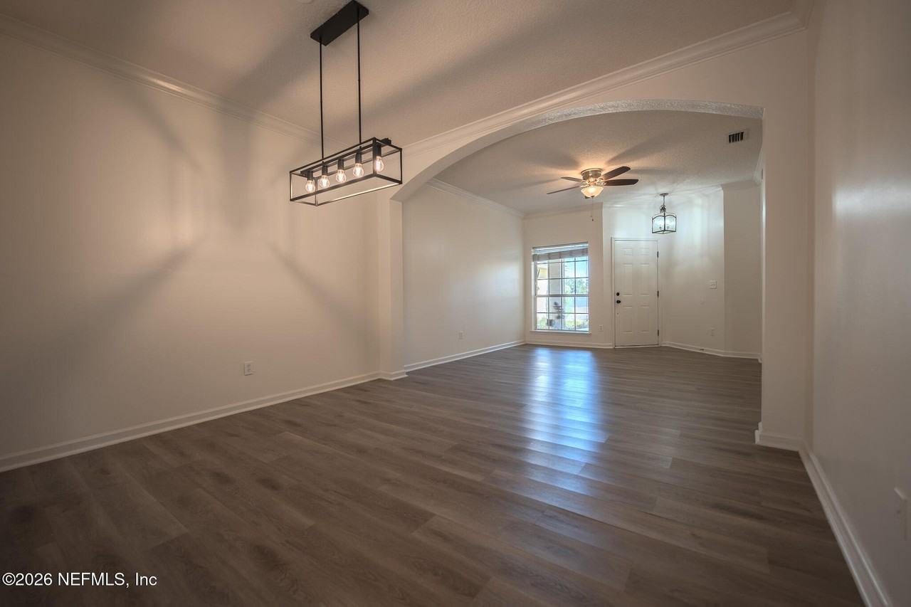 3838 Evan Samuel Dr - Photo 7 of 17