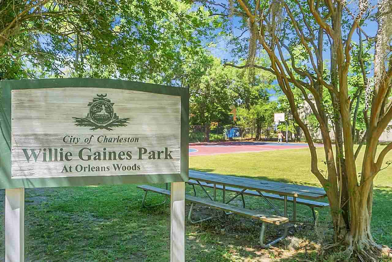 Jaywood Cir - Photo 2 of 26