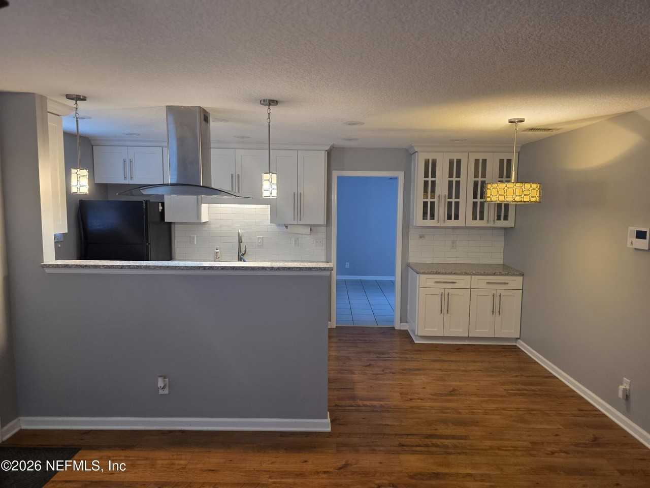 8913 Erin Ct - Photo 4 of 16