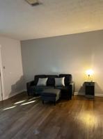 featured image of Stratford Ln