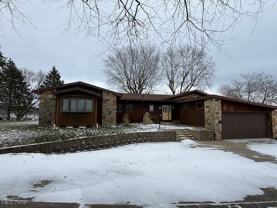 1590 N Crater Ave - Photo 1 of 1