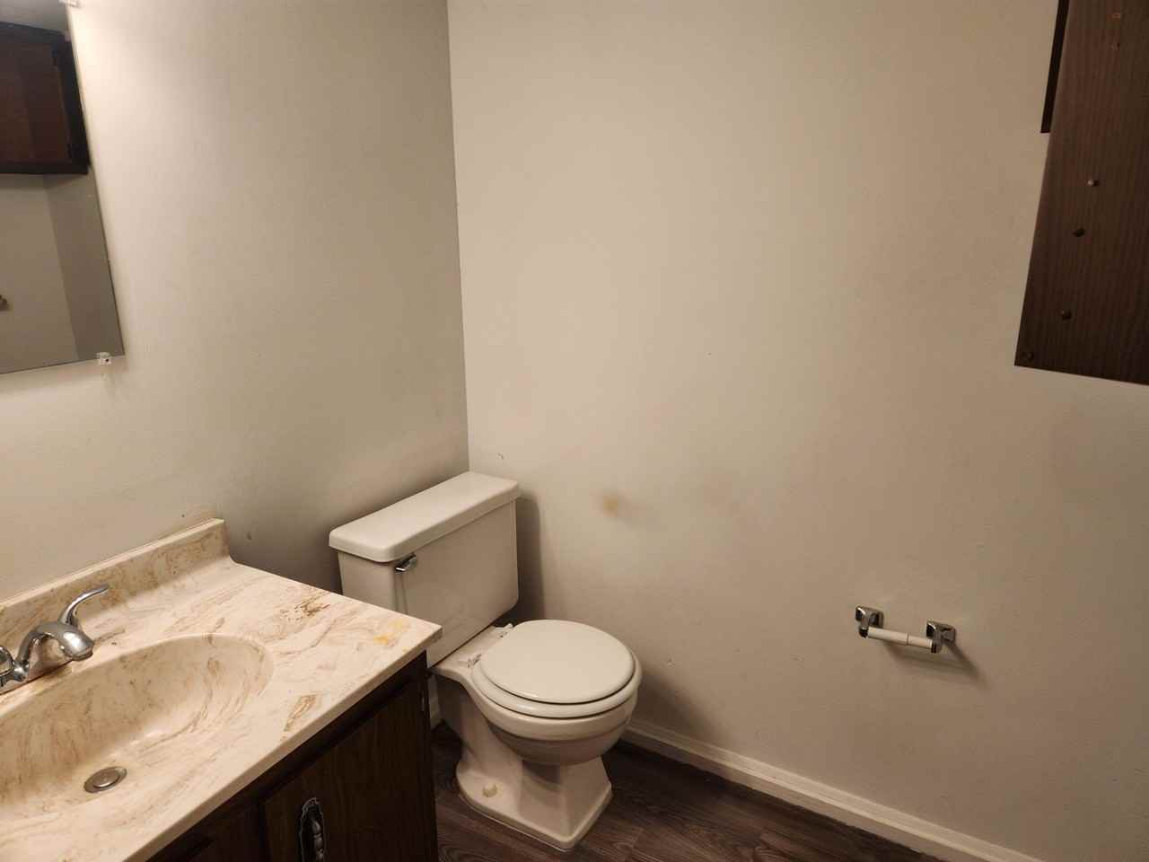 944 Ravine Dr - Photo 5 of 16