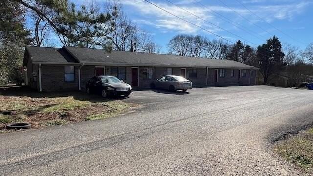 155 Eastview Ave Nw - Photo 2 of 18